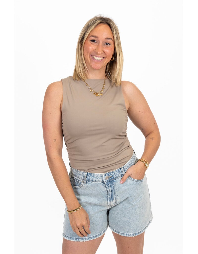 21Jewelz Strakke top met zijplooien - taupe