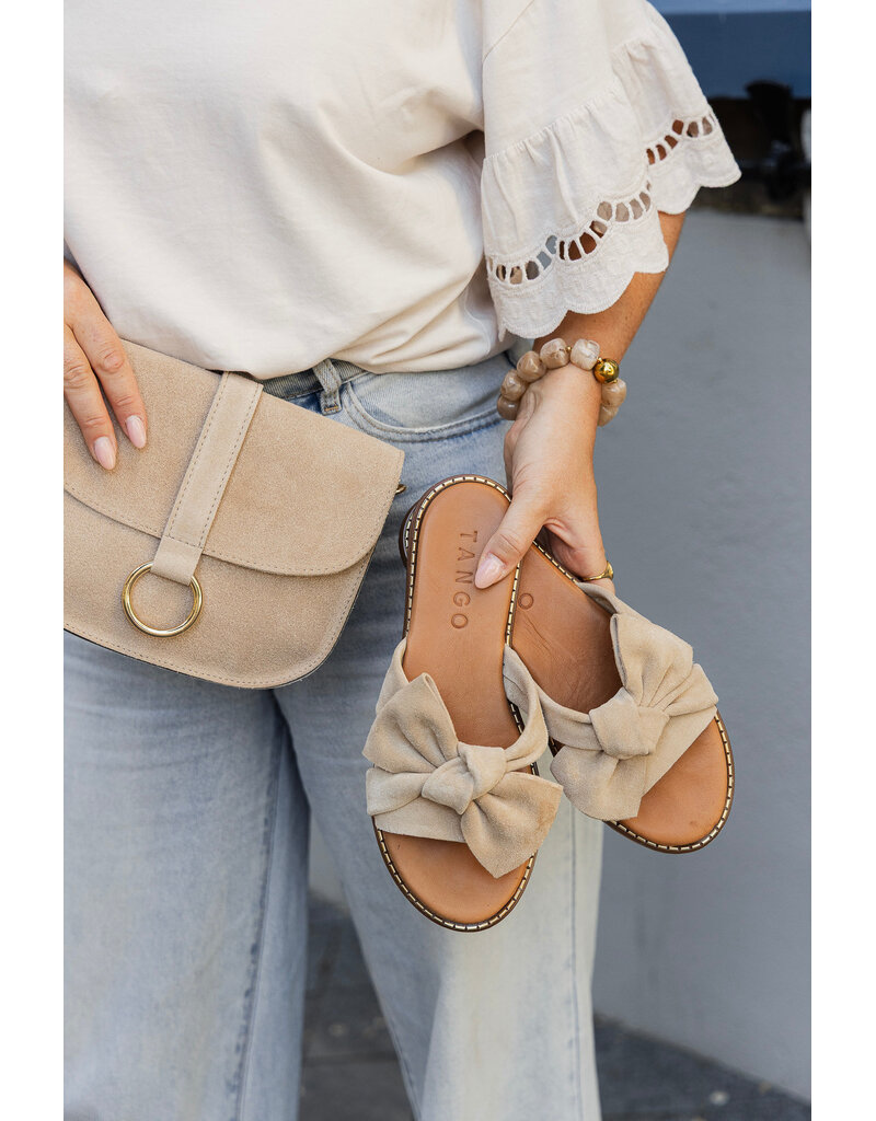 Tango Tango | Slipper Audrey met strik - suede beige