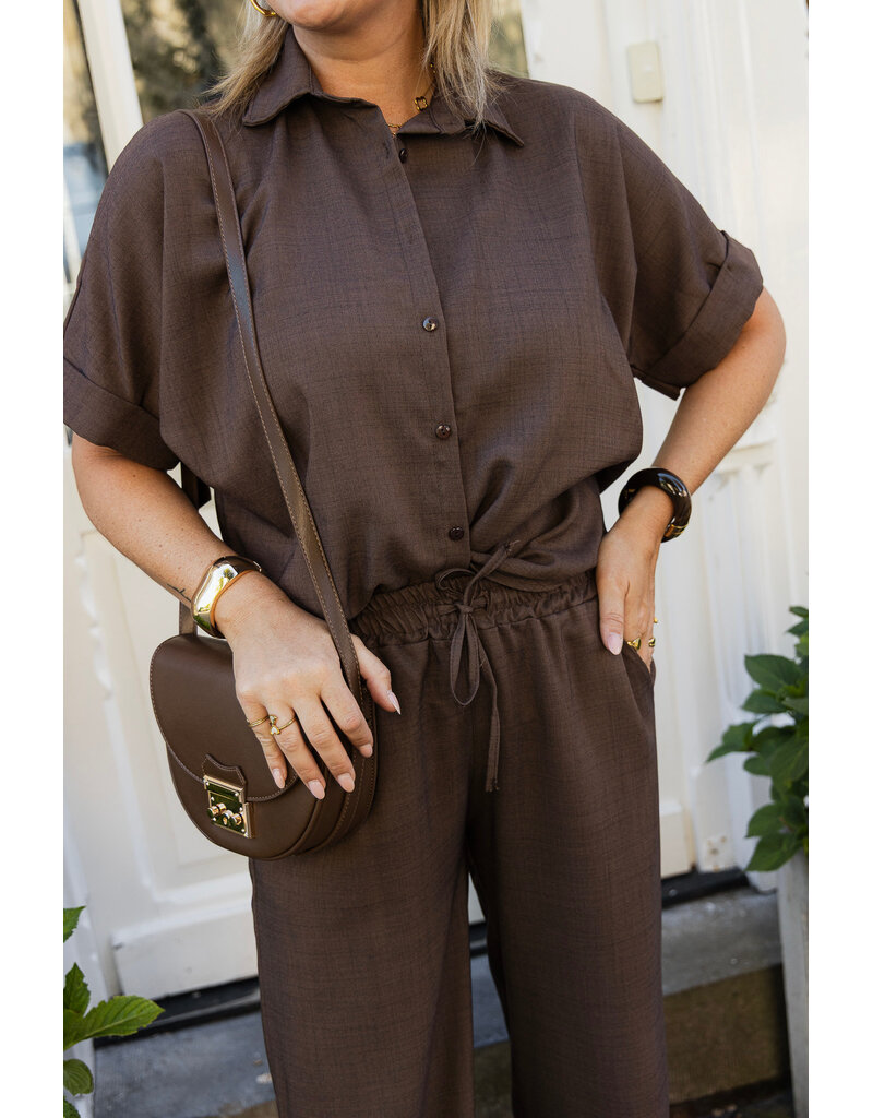 21Jewelz Linnenlook blouse met knoopdetail & korte mouw - bruin