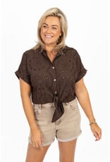 21Jewelz Blouse met broderie & knoopdetail - bruin