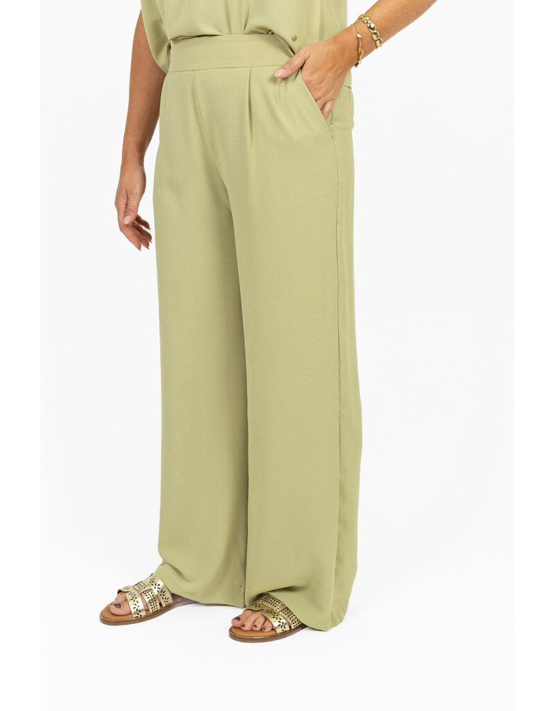21Jewelz Losvallende pantalon met elastiek band - groen