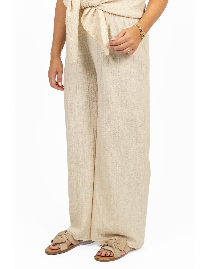 21Jewelz Losvallende co-ord set met knoopdetail - beige