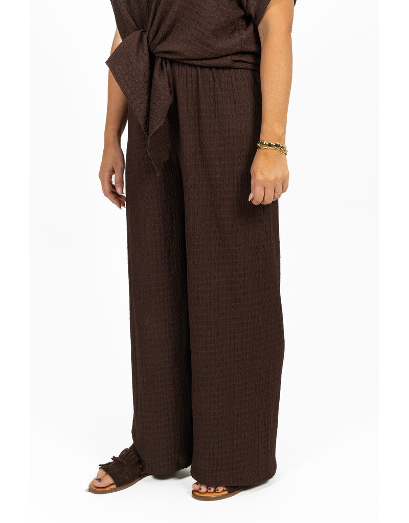 21Jewelz Losvallende co-ord set met knoopdetail - bruin