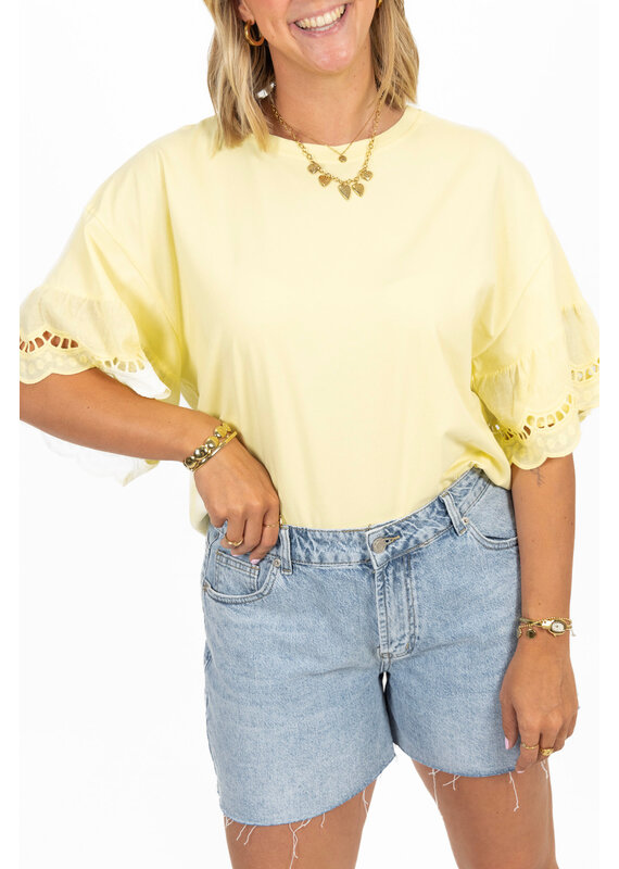 21Jewelz Shirt met kanten mouwen - geel