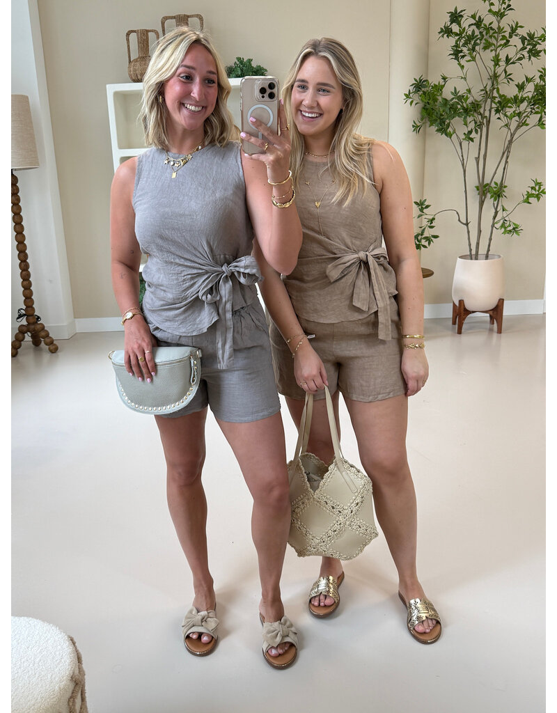21Jewelz Linnenlook top met strik - taupe