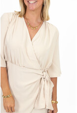 21Jewelz Jurkje met knoopdetail - beige