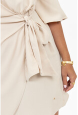 21Jewelz Jurkje met knoopdetail - beige