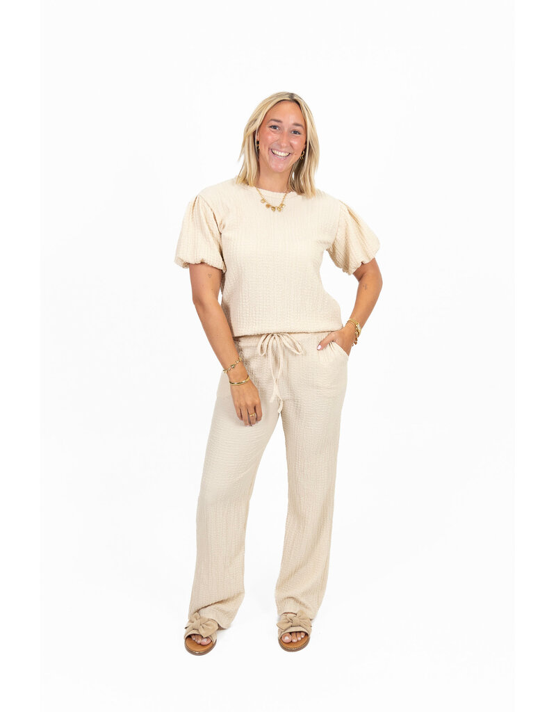 21Jewelz Losvallende co-ord set met pofmouwtjes - beige
