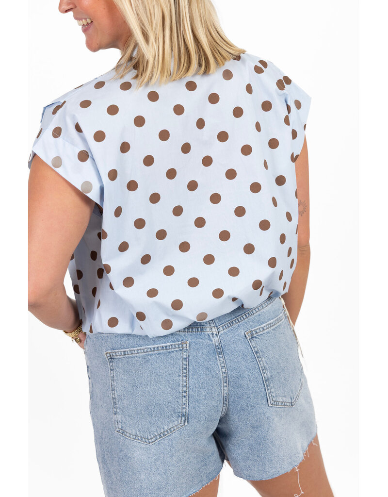 21Jewelz Mouwloze blouse met stippen - blauw/bruin