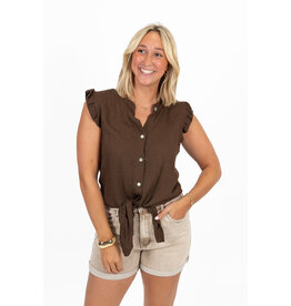 21Jewelz Mouwloze blouse met ruffles & knoopdetail - bruin