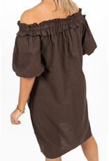 21Jewelz Off shoulder jurk met ruffle - bruin