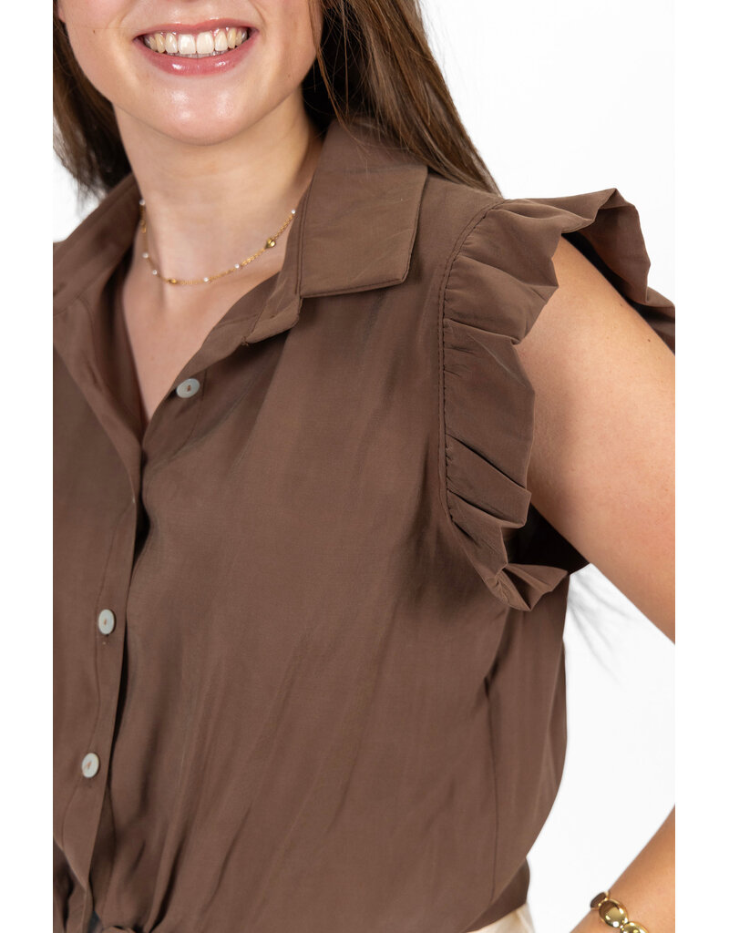 21Jewelz Blouse met knoopdetail & ruffles - lichtbruin