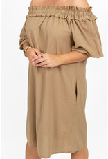 21Jewelz Off shoulder jurk met ruffle - camel