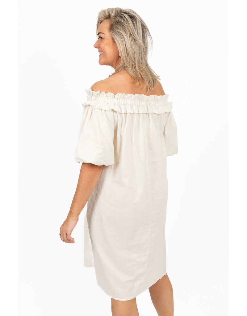 21Jewelz Off shoulder jurk met ruffle - ecru
