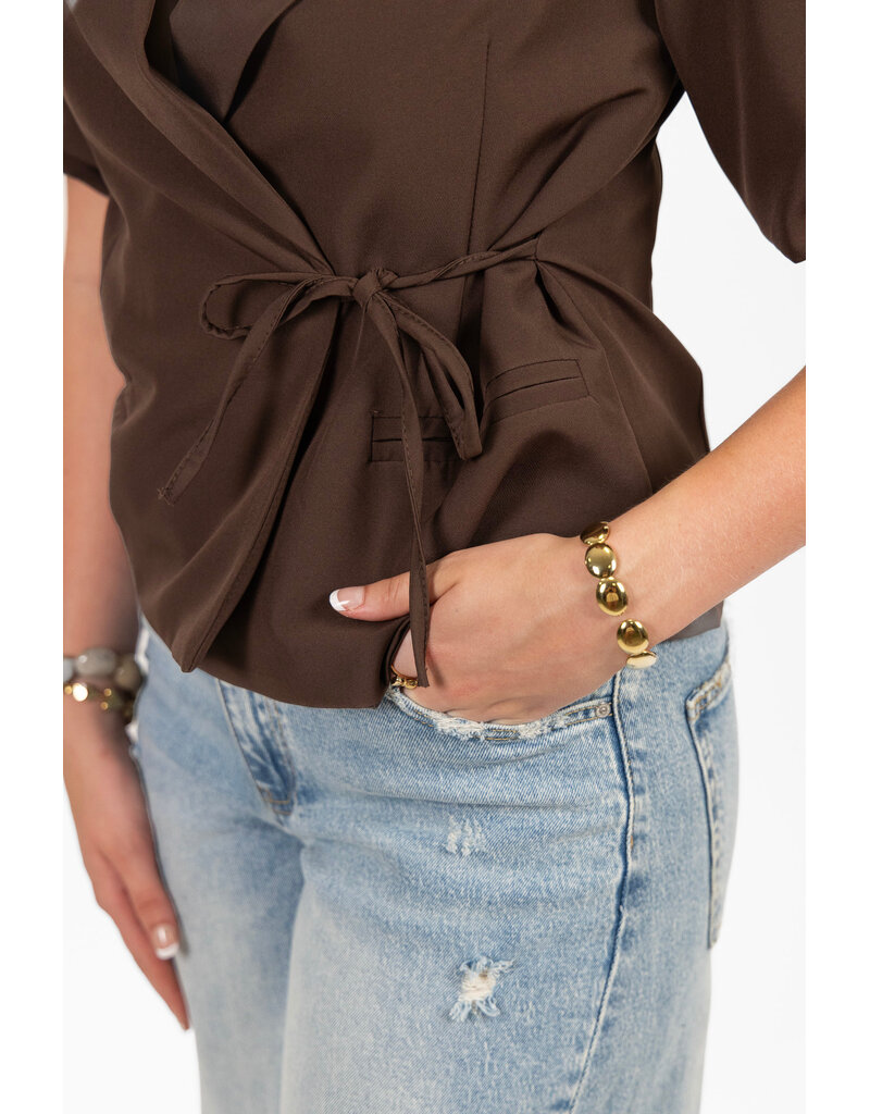 21Jewelz Blazer met korte mouwen & knoopdetail - bruin
