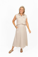 21Jewelz Effen linnen mouwloze blouse met zakjes - beige