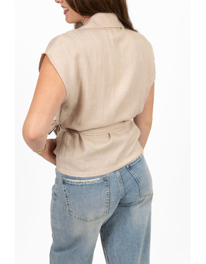 21Jewelz Effen linnen gilet met strikdetail - beige