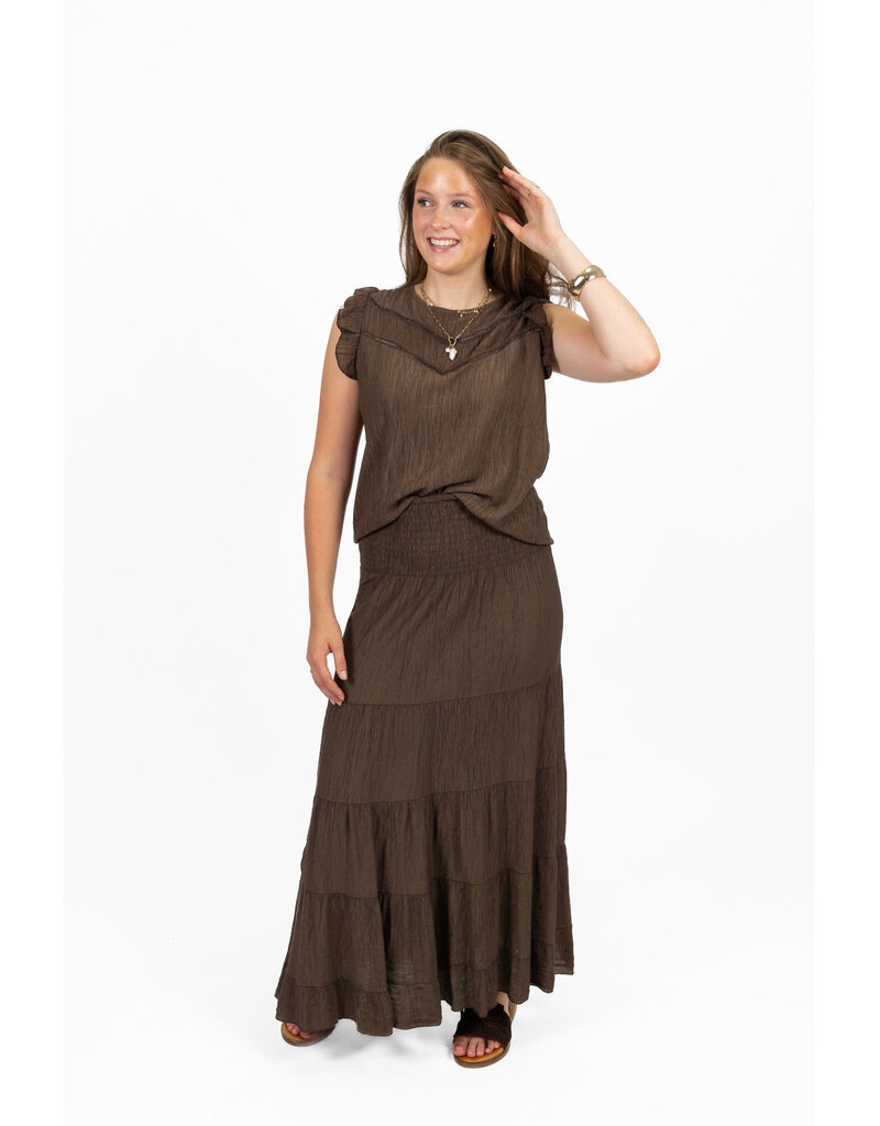21Jewelz Top met embroidery detail & ruffle mouwtjes - bruin
