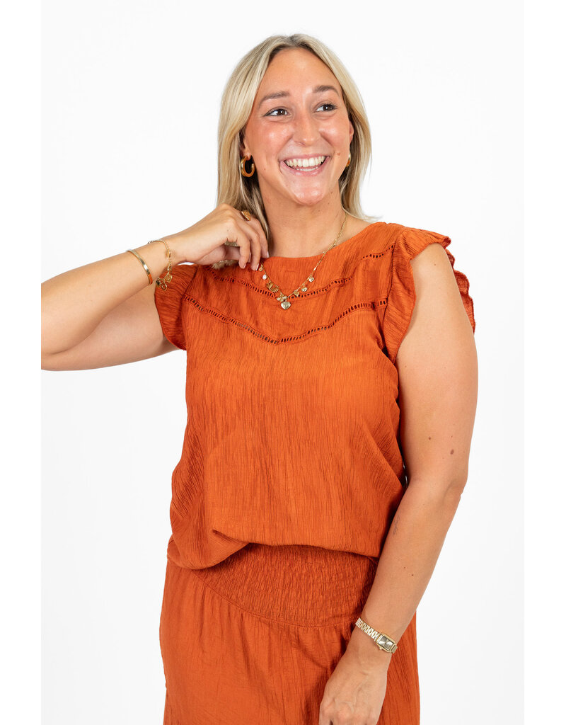 21Jewelz Top met embroidery detail & ruffle mouwtjes - roest