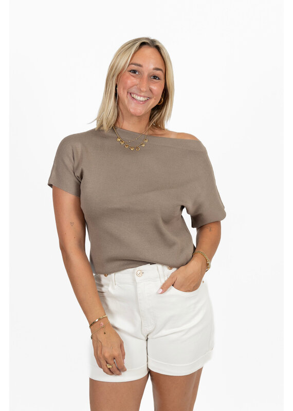 21Jewelz Effen truitje met boothals - taupe