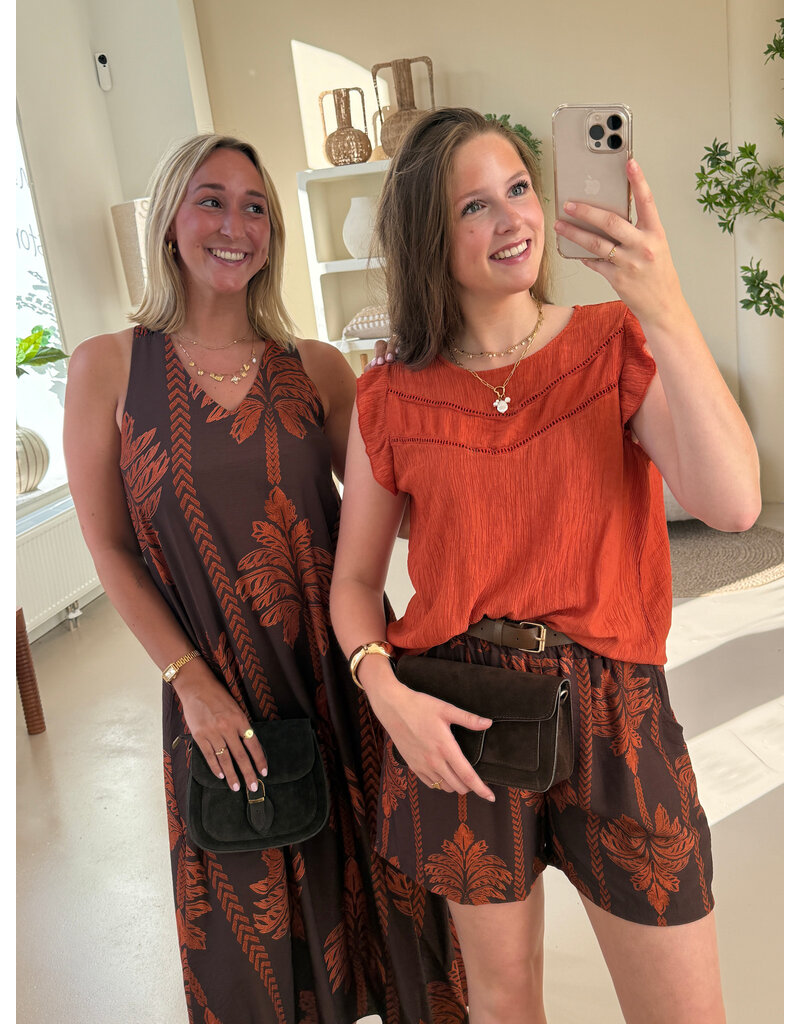 21Jewelz Top met embroidery detail & ruffle mouwtjes - roest