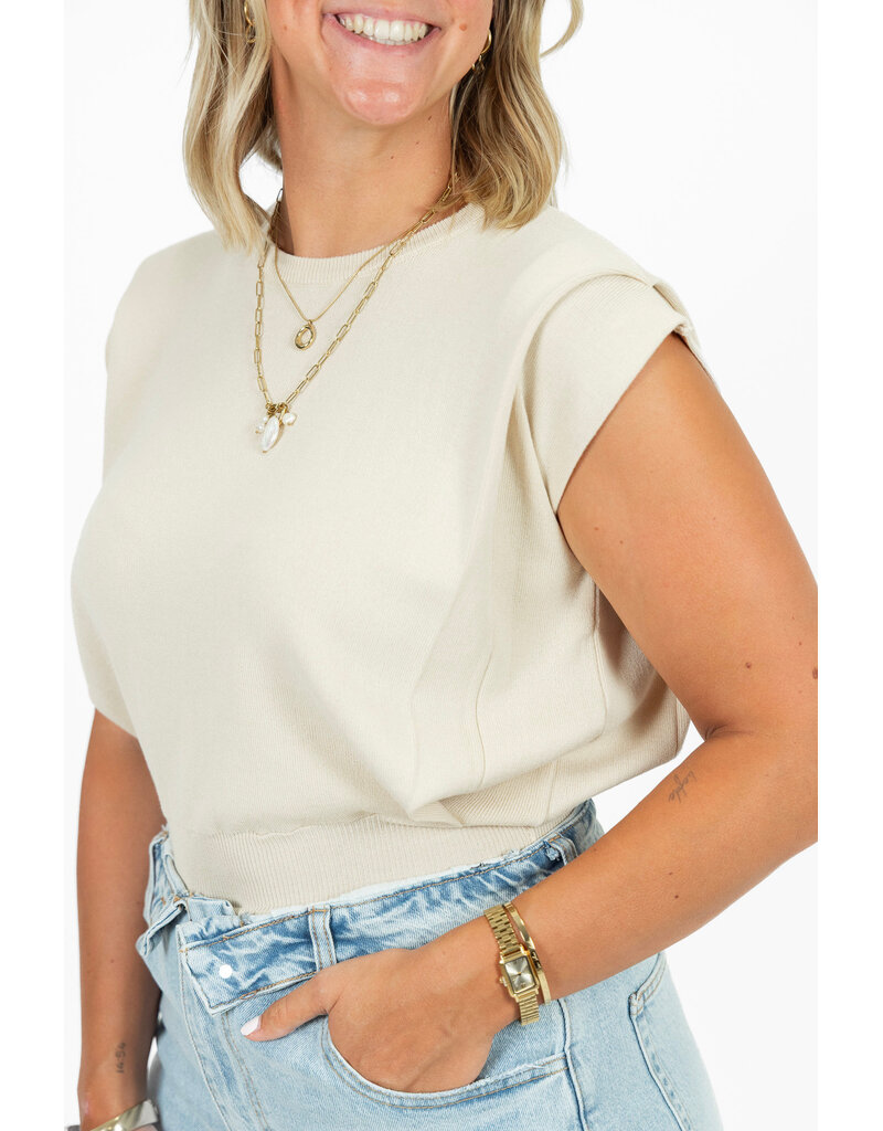 21Jewelz Fijn gebreide top met schoudervulling - beige