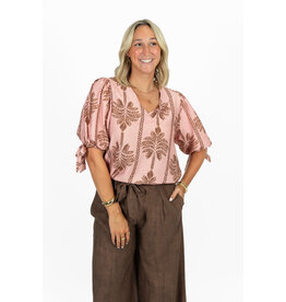 21Jewelz Losvallende top met v-hals en palmboomprint - roze