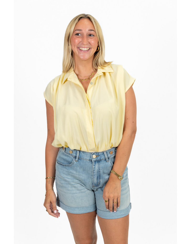 21Jewelz Geplooide mouwloze zomer blouse - geel