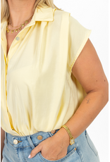 21Jewelz Geplooide mouwloze zomer blouse - geel