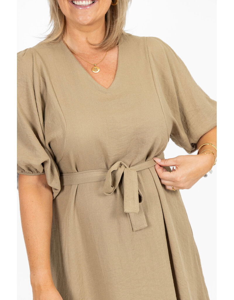 21Jewelz Effen basic jurkje met v-hals & ceintuur - camel