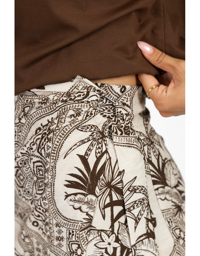 21Jewelz Wikkelrok met zomerse print - ecru