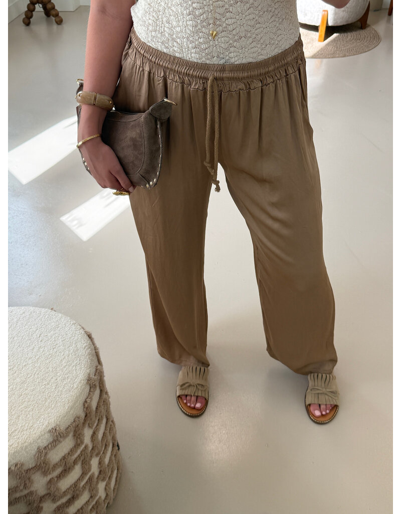 21Jewelz Satijn-look pantalon met koordje - beige