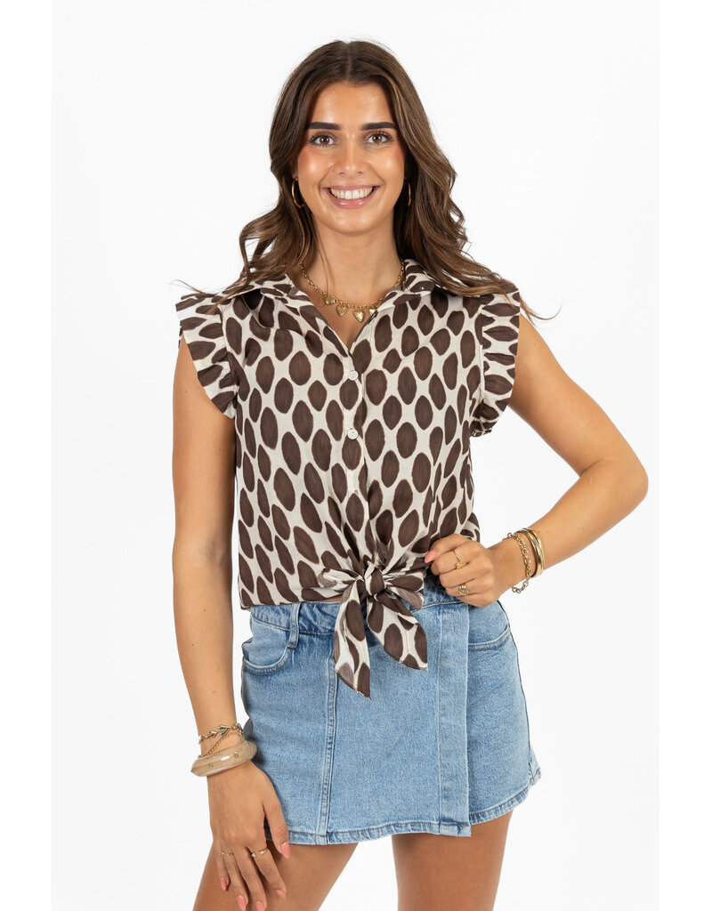 21Jewelz Blouse met knoopdetail & ruffles - bruin/ecru