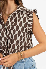 21Jewelz Blouse met knoopdetail & ruffles - bruin/ecru