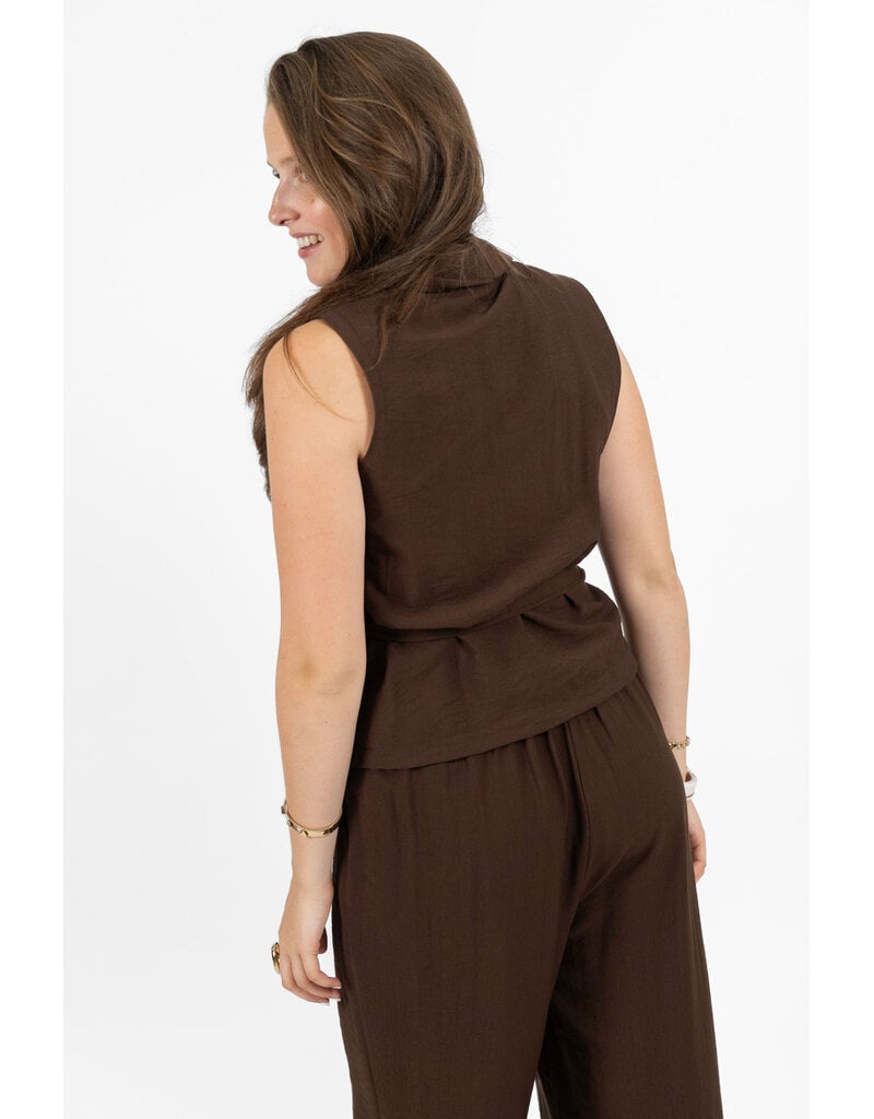 21Jewelz Co-ord set met strik gilet  - bruin