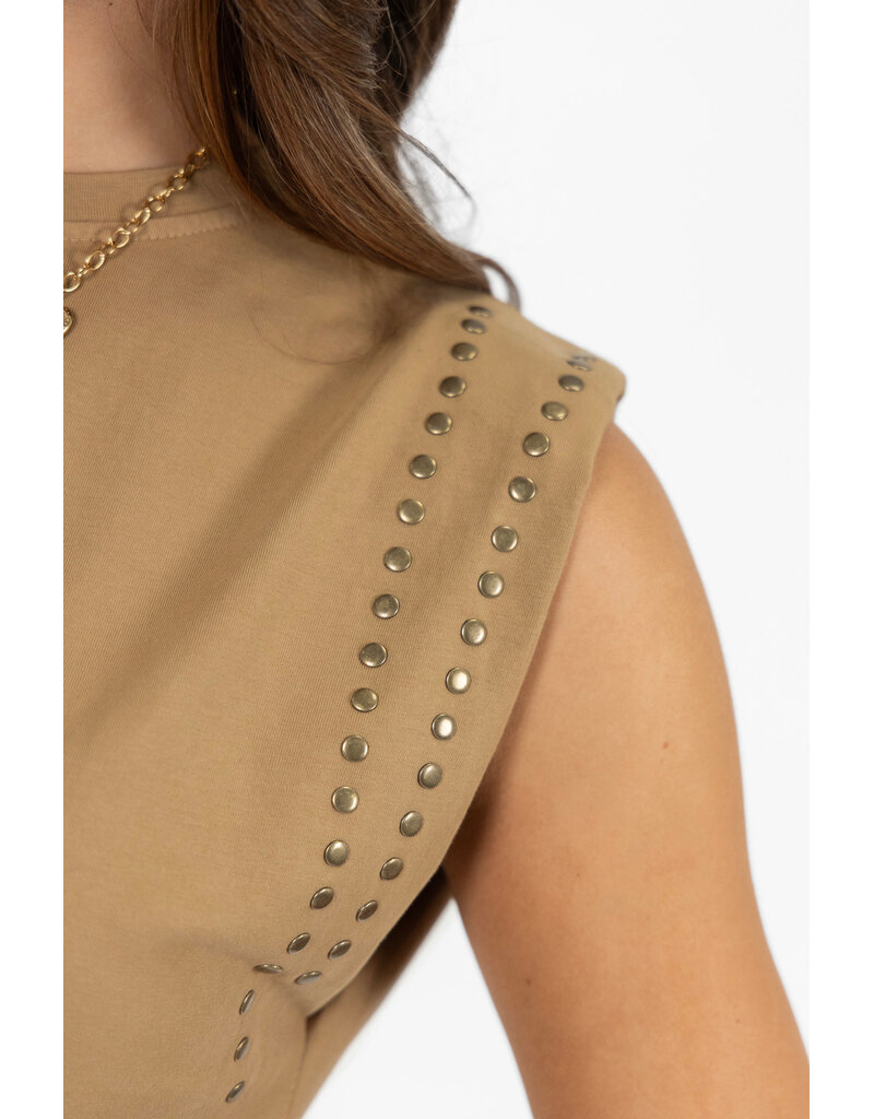 21Jewelz Mouwloze top met studs - camel