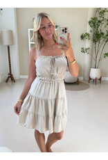 21Jewelz Mouwloos jurkje met koordje & ruches - beige