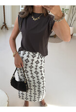 21Jewelz Mouwloze top met studs - donkerbruin