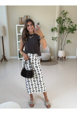 21Jewelz Mouwloze top met studs - donkerbruin