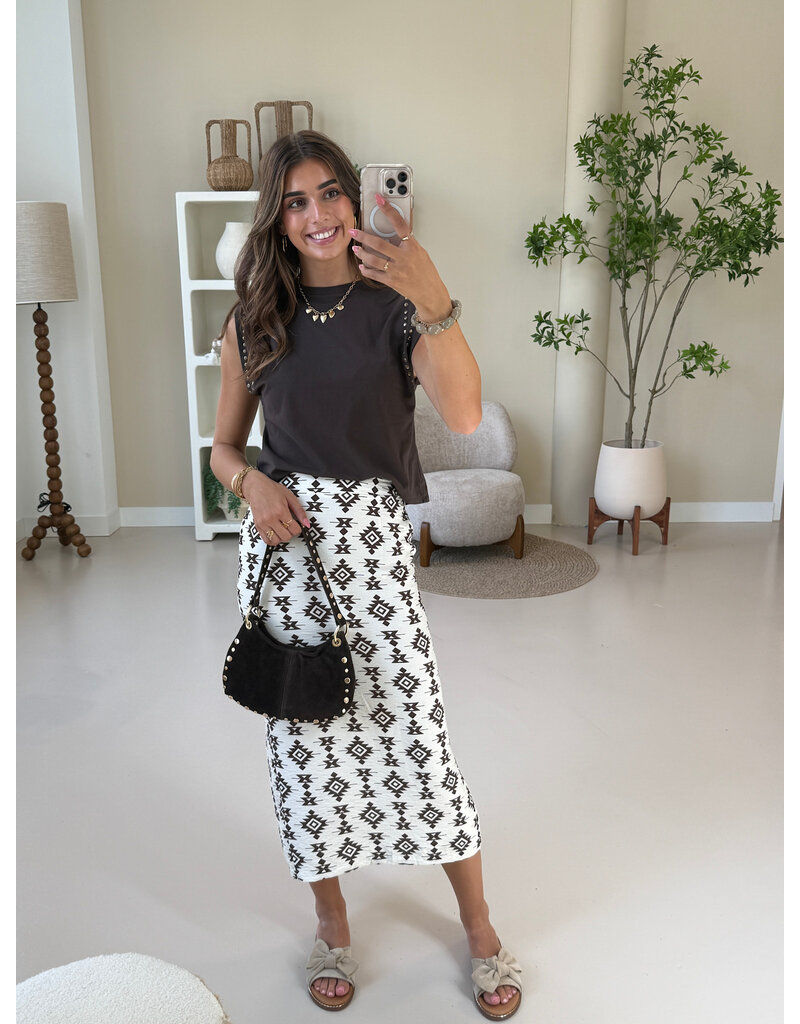 21Jewelz Mouwloze top met studs - donkerbruin