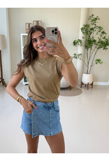 21Jewelz Mouwloze top met studs - camel