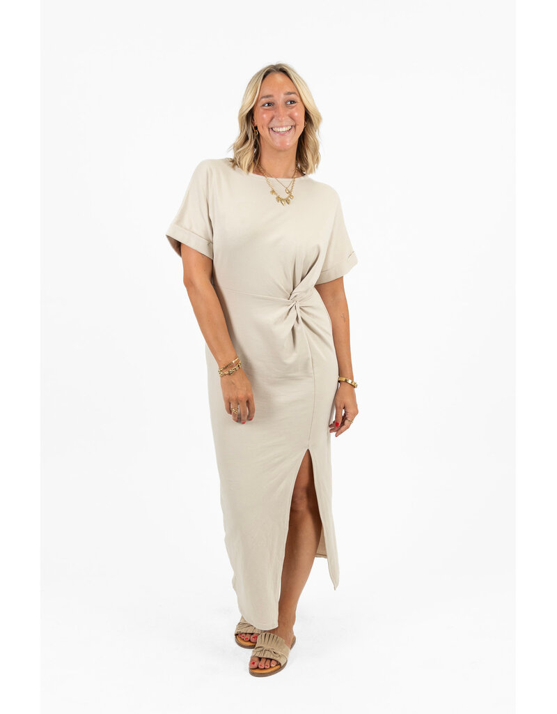 21Jewelz Lange jurk met knoopdetail - beige