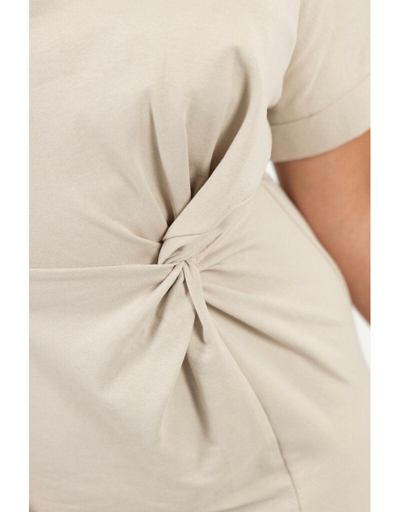 21Jewelz Lange jurk met knoopdetail - beige