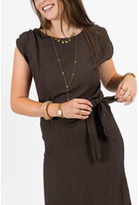 21Jewelz Effen jurk met knoopdetail - bruin