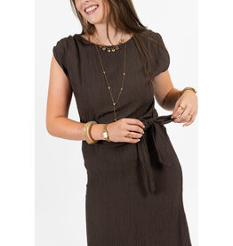 21Jewelz Effen jurk met knoopdetail - bruin