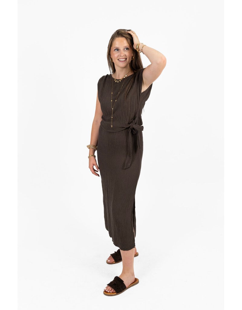 21Jewelz Effen jurk met knoopdetail - bruin
