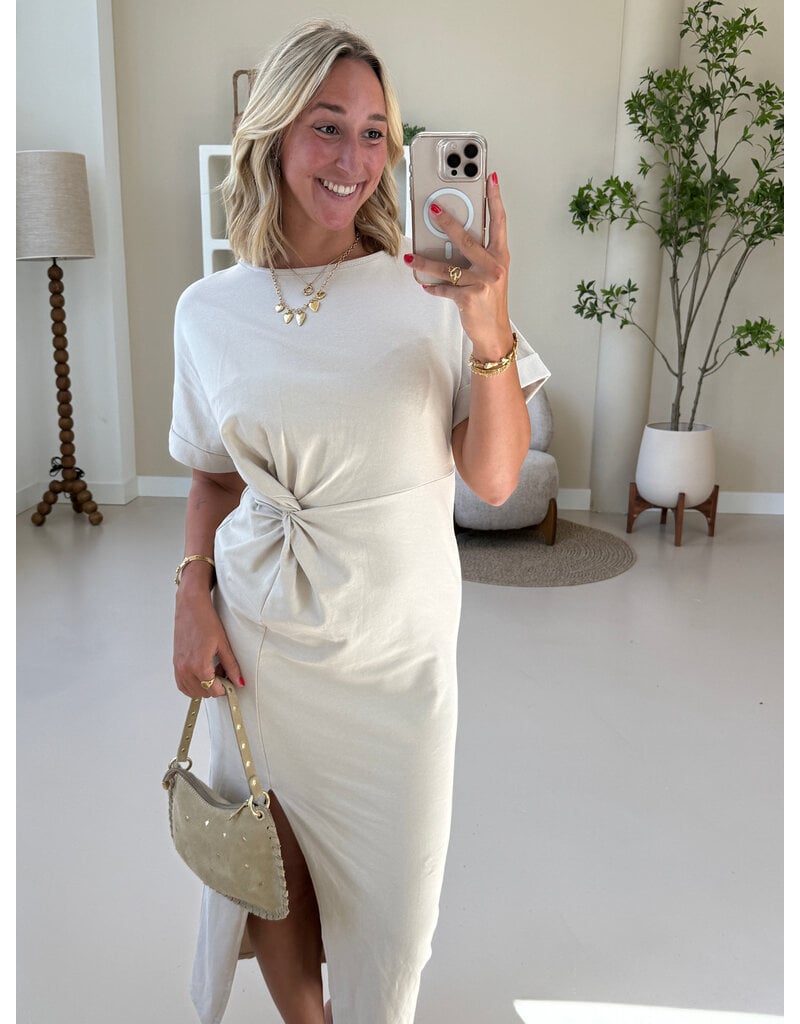 21Jewelz Lange jurk met knoopdetail - beige