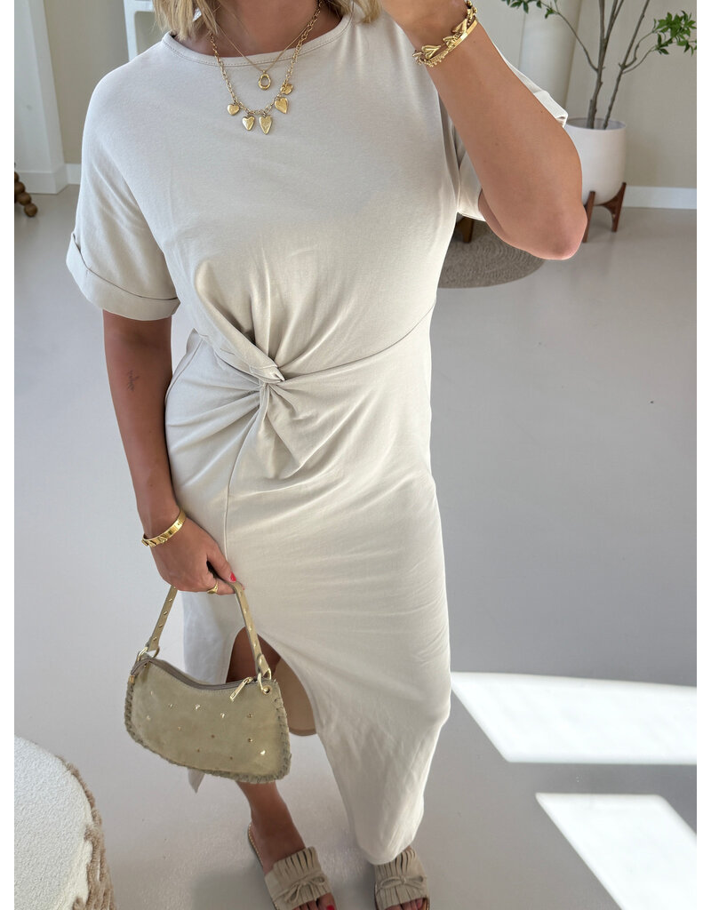 21Jewelz Lange jurk met knoopdetail - beige