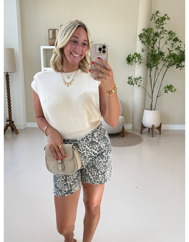 21Jewelz Fijn gebreide top met schoudervulling - beige