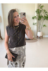 21Jewelz Mouwloze top met studs - donkerbruin